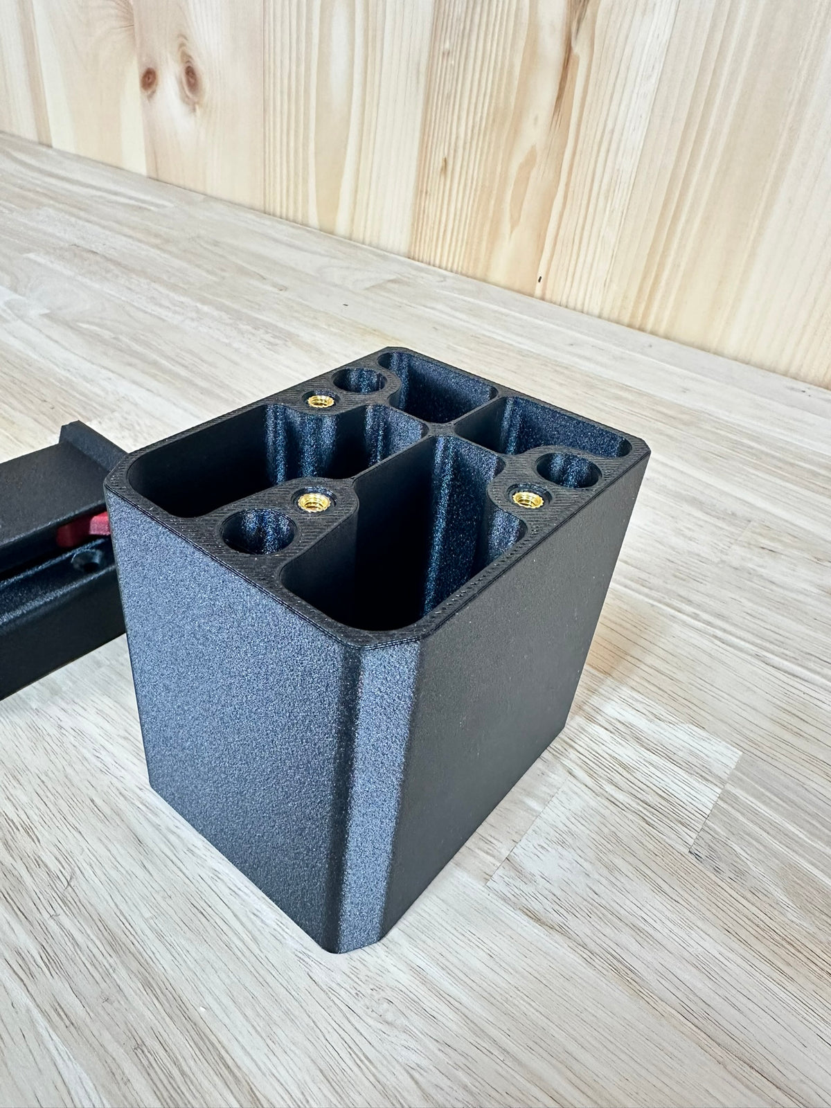Smitter'z Locking Tool Dock Standoffs™